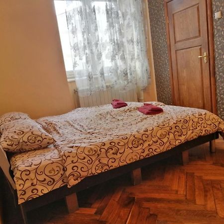 Apple Hostel Lviv Kültér fotó